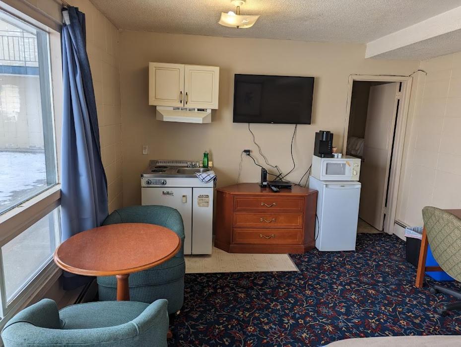 Matador Motel Drayton Valley Εξωτερικό φωτογραφία